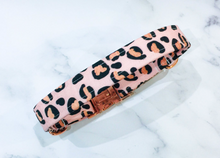 Load image into Gallery viewer, Pink Leopard Collar